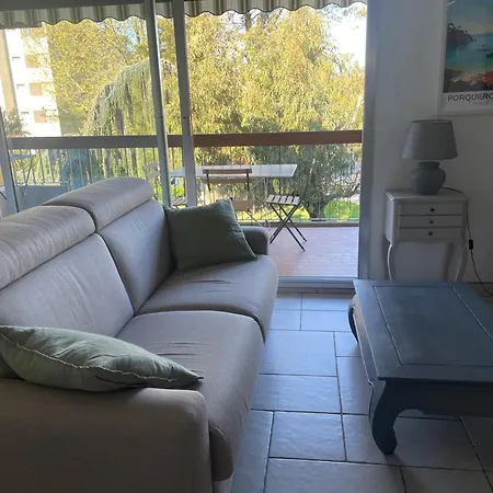 Апартаменти Location Au Lavandou