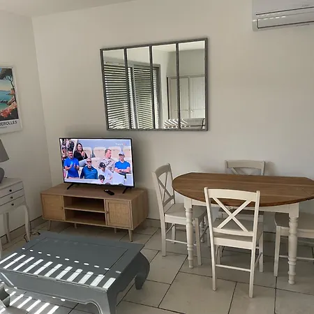 Апартаменти Location Au Lavandou Ле-Лаванду