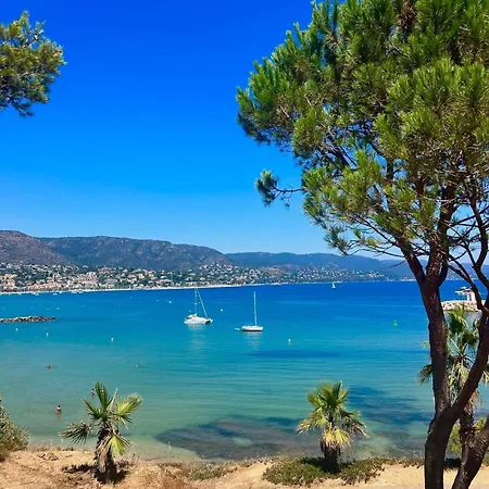 Location Au Lavandou Διαμέρισμα Le Lavandou