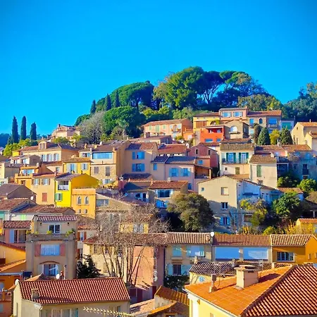 Location Au Lavandou 르 라방두