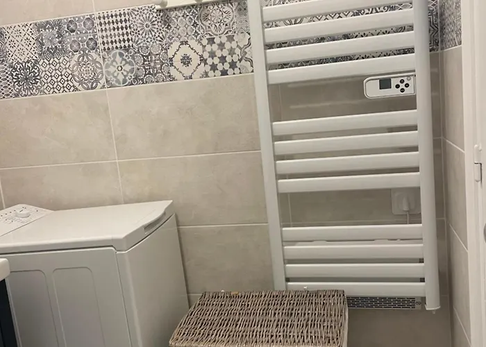 Location Au Lavandou Appartement